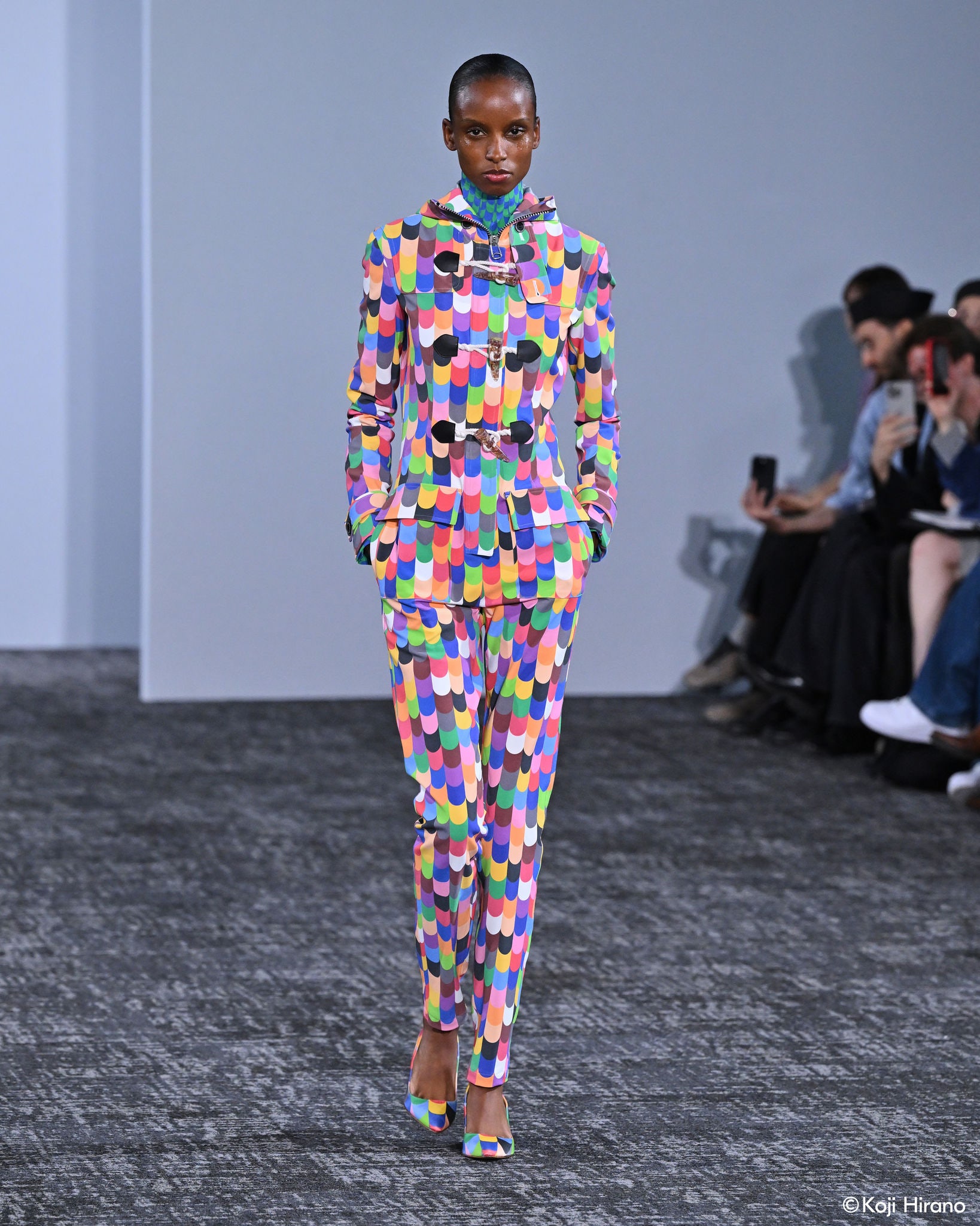 ANREALAGE_SKIN_LOOK06_c